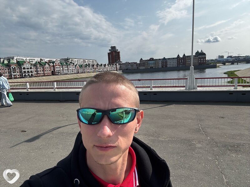 Максим, 27, Калининграде — анкета №3076339