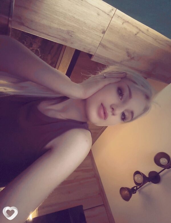 Арина, 19, Астане — анкета №3076515