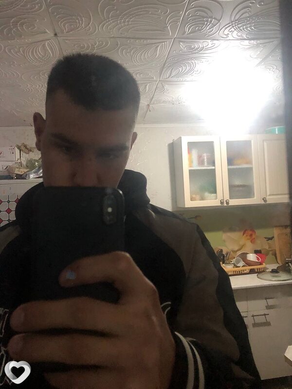 Артем, 25, Ростове-на-Дону — анкета №3077128
