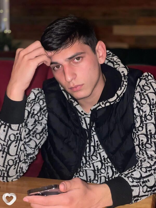 Альберт, 21, Ивацевичах — анкета №3077106