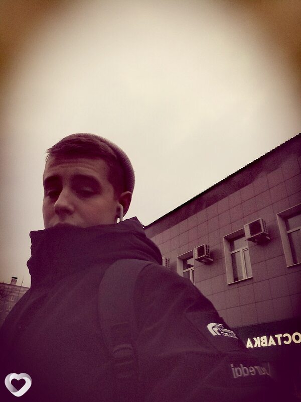 Артём, 25, Москве — анкета №3077278