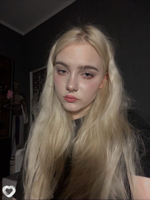 Ксения, 19, Краснодаре — анкета №3077264