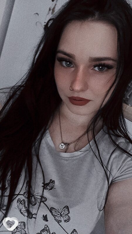 Анастасия, Тыхи