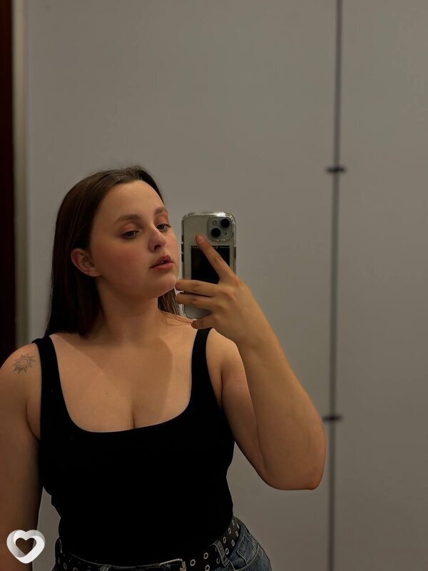 Анна, 21, Санкт-Петербурге — анкета №3077630