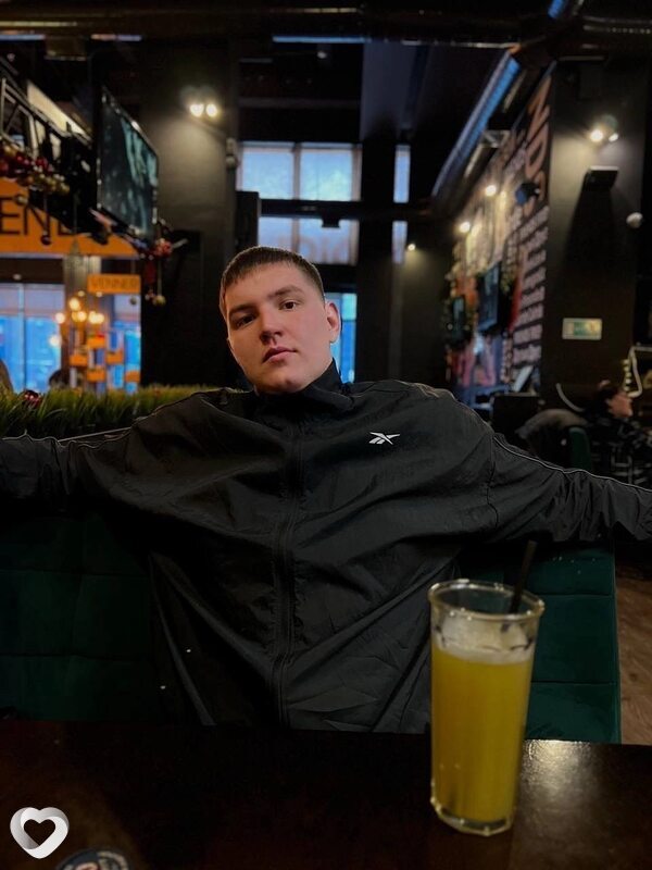 Вайбовый, 23, Новосибирске — анкета №3078273