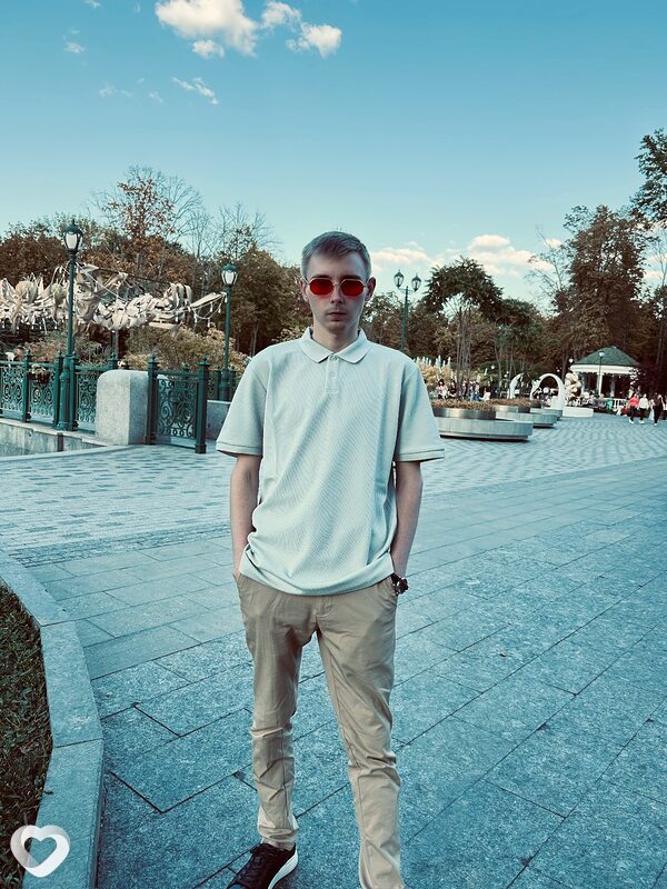 Александр, 22, Днепр — анкета №3078905