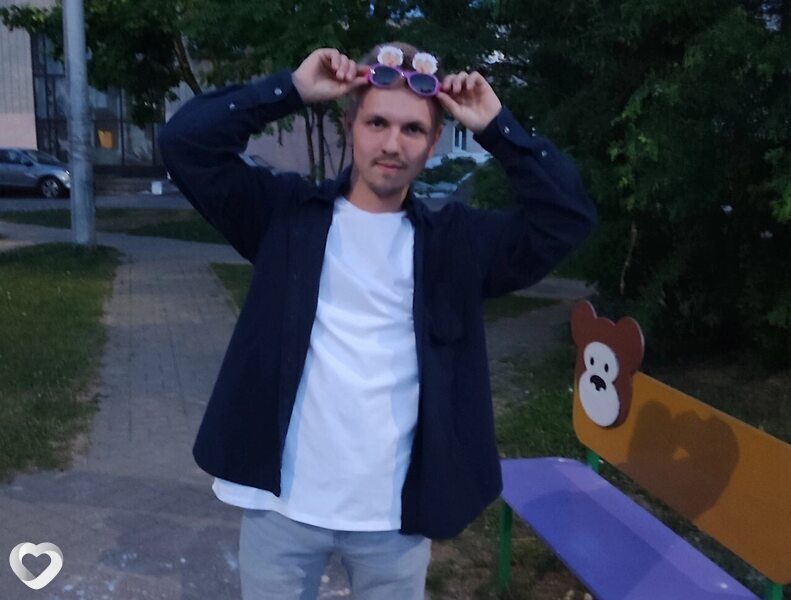 Сергей, 23, Солигорске — анкета №3078907