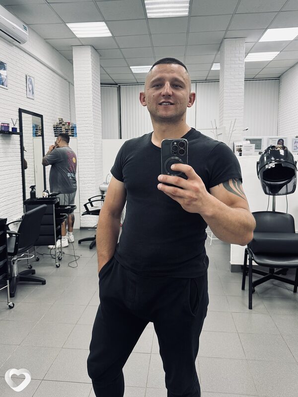 Артур, 27, Минске — анкета №3079991