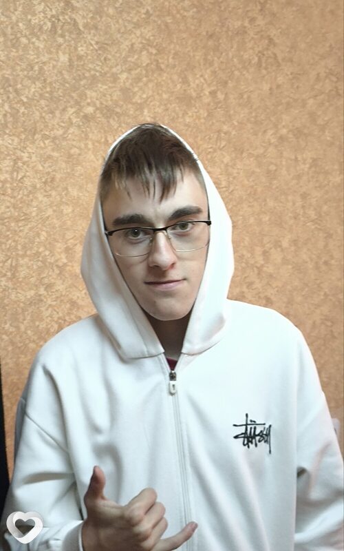 Артём, 19, Могилев — анкета №3079929