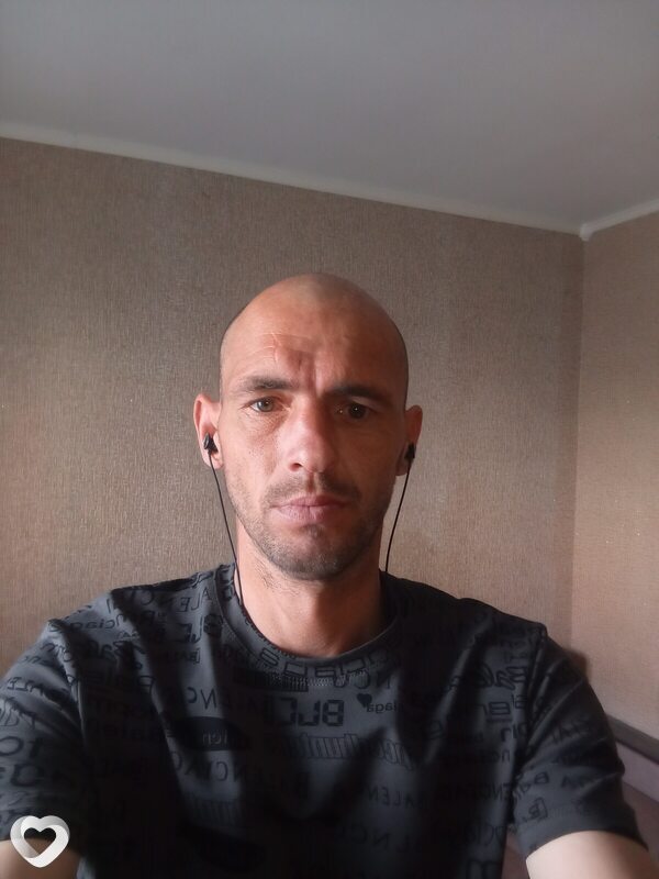 Максим, 40, Кобрине — анкета №3081119