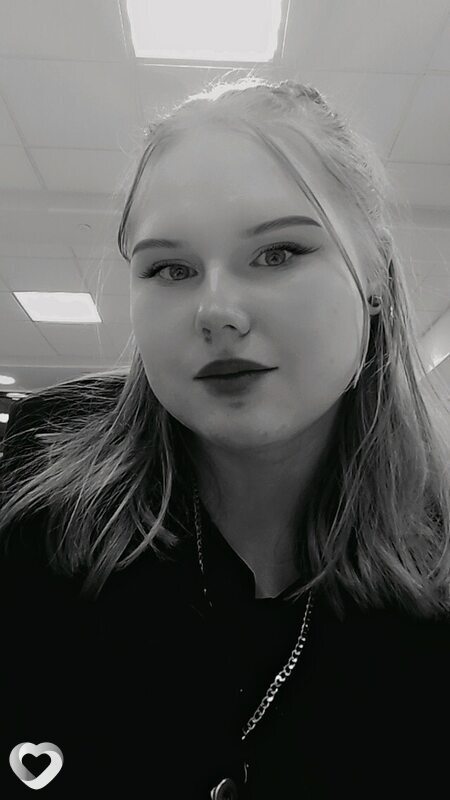 Ксения, 22, Екатеринбурге — анкета №3081572