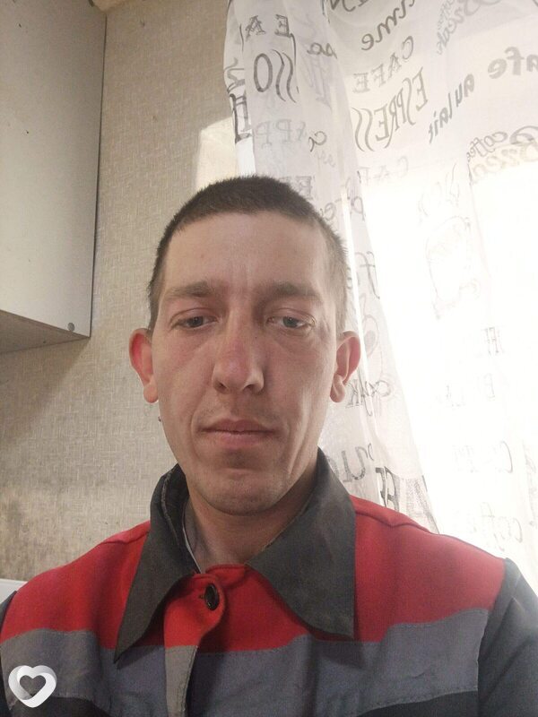 Геннадий, 27, Льгове — анкета №3082466