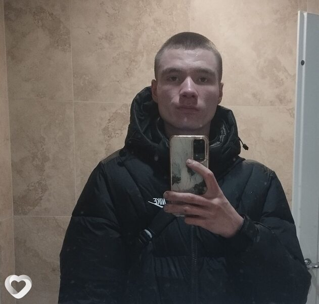 Максим, 18, Челябинске — анкета №3082123