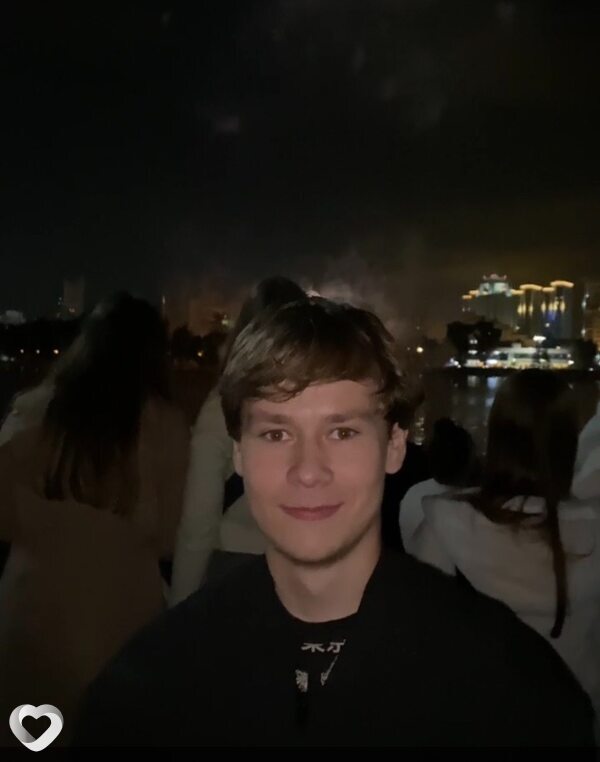 Даня, 20, Челябинске — анкета №3082974