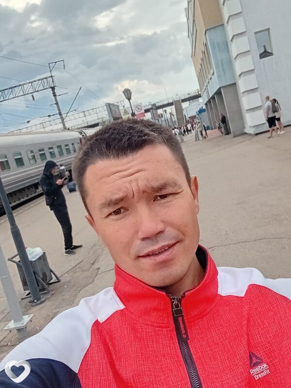 Александр, 35, Алдане — анкета №3083619