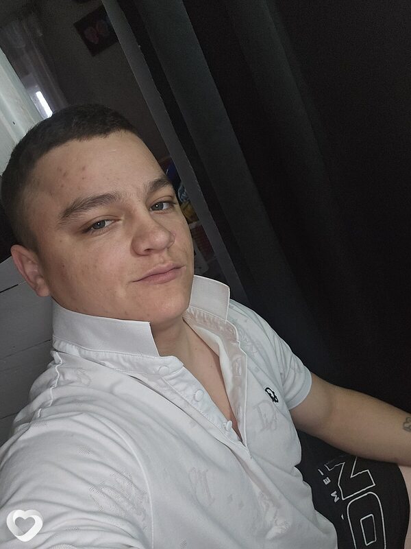Максим, 24, Бузулуке — анкета №3083738