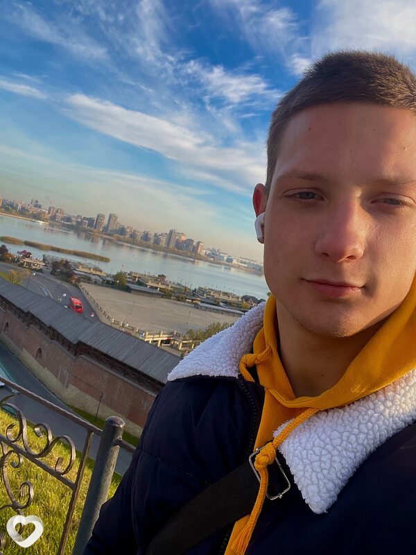 Даня, 22, Москве — анкета №3084049