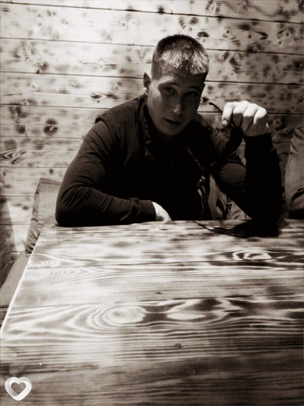 Николай, 26, Екатеринбурге — анкета №3084360