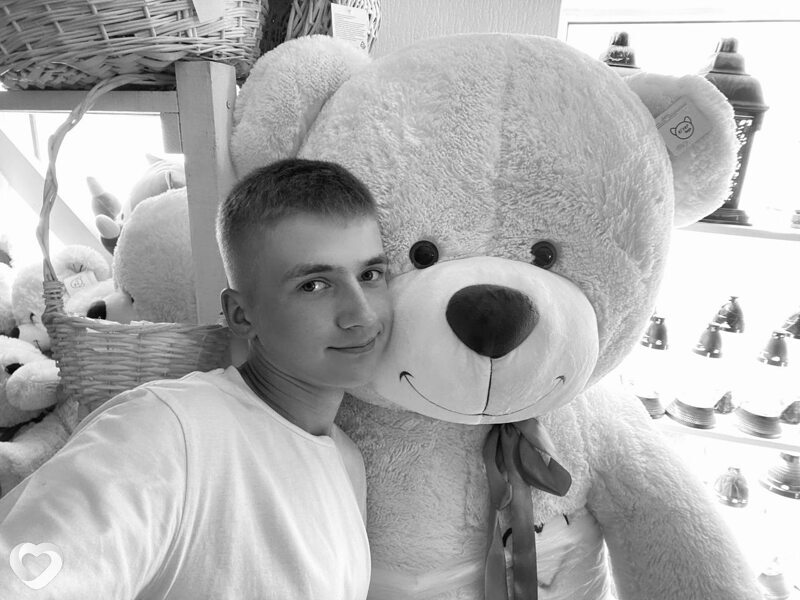 Юра, 18, Солигорске — анкета №3084811