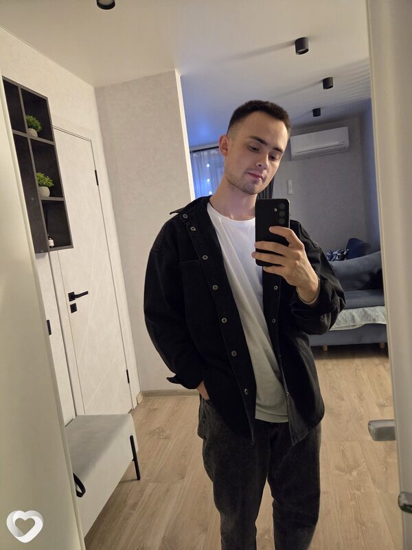 Кирилл, 24, Ижевске — анкета №3086193