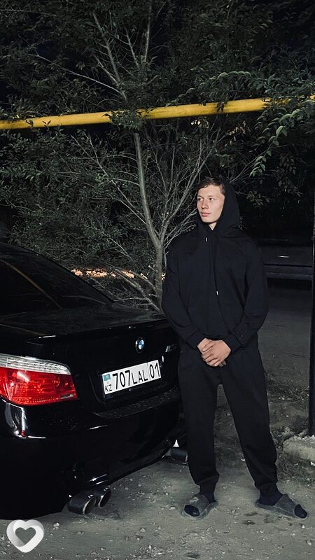 Aleksandr, 19, Астане — анкета №3086615