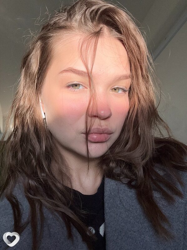 Анна, 19, Гомеле — анкета №3086665