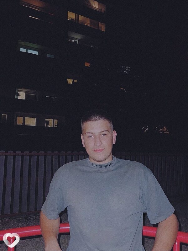 Вася, 19, Прага — анкета №3087131