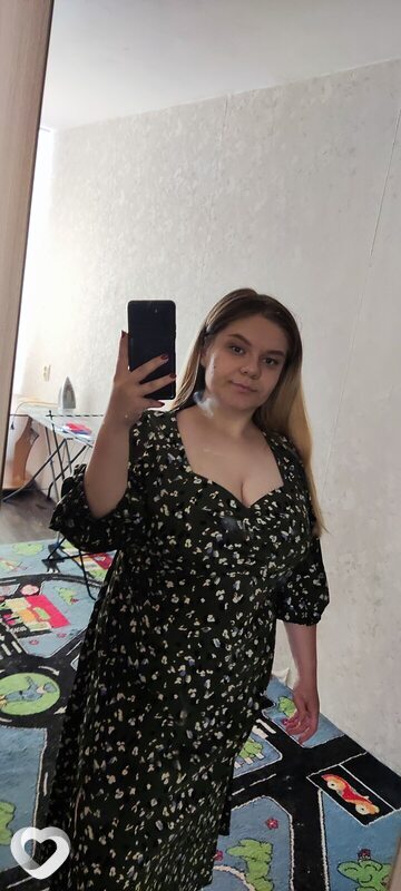 Арина, 23, Барнауле — анкета №3086905