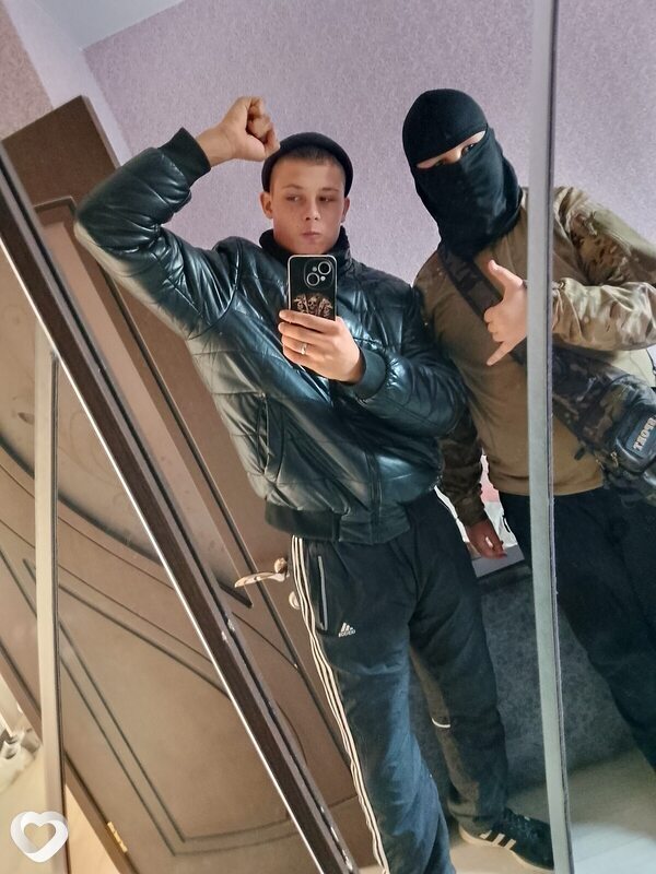 Иван, 20, Жирновске — анкета №3087347