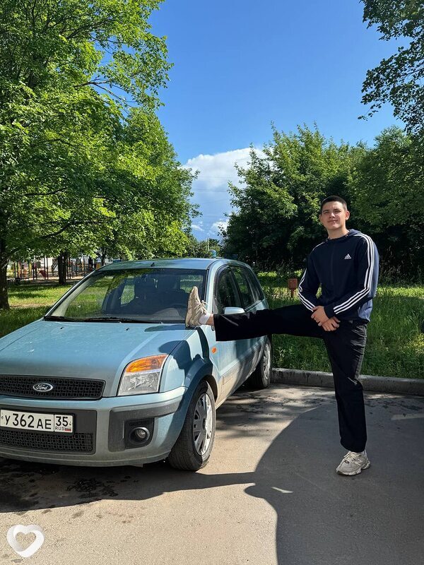 Артем, 21, Вологде — анкета №3088072