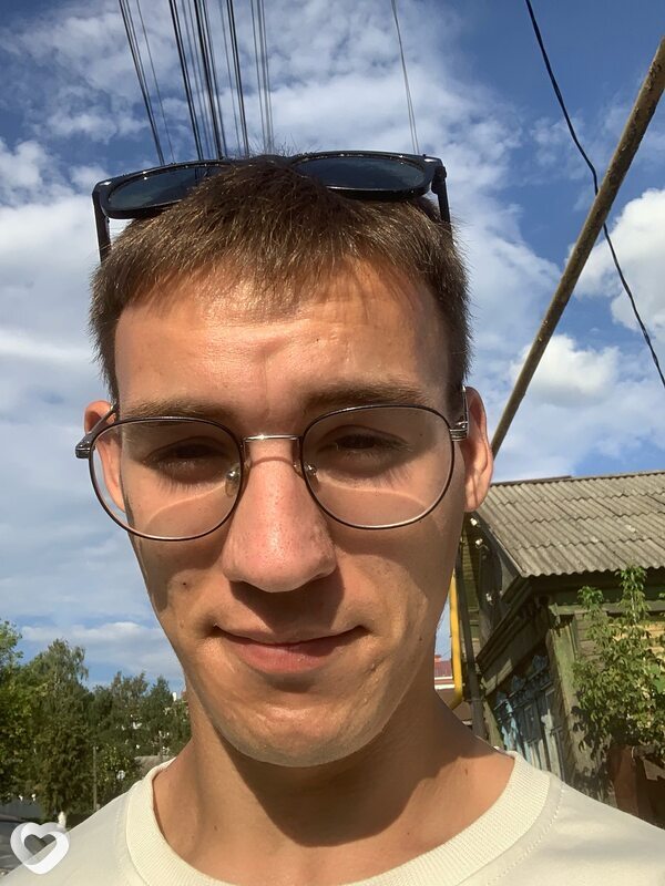 Никита, 21, Москве — анкета №3088192