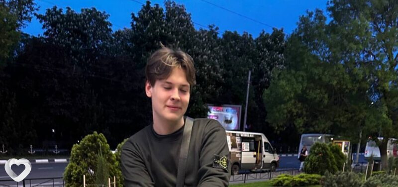 Богдан, 18, Новороссийске — анкета №3089187