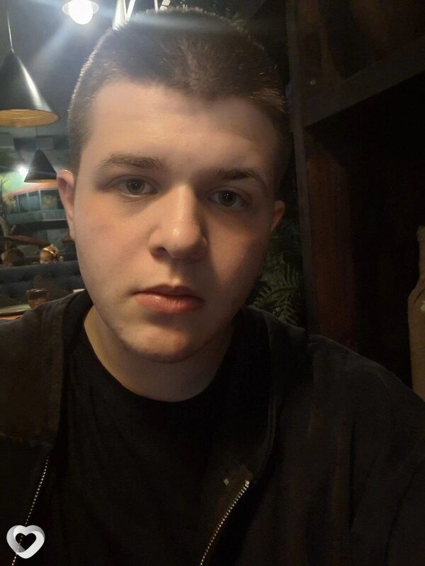 Максим, 18, Краснодаре — анкета №3089653