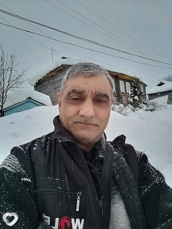 Гусеин, Баку
