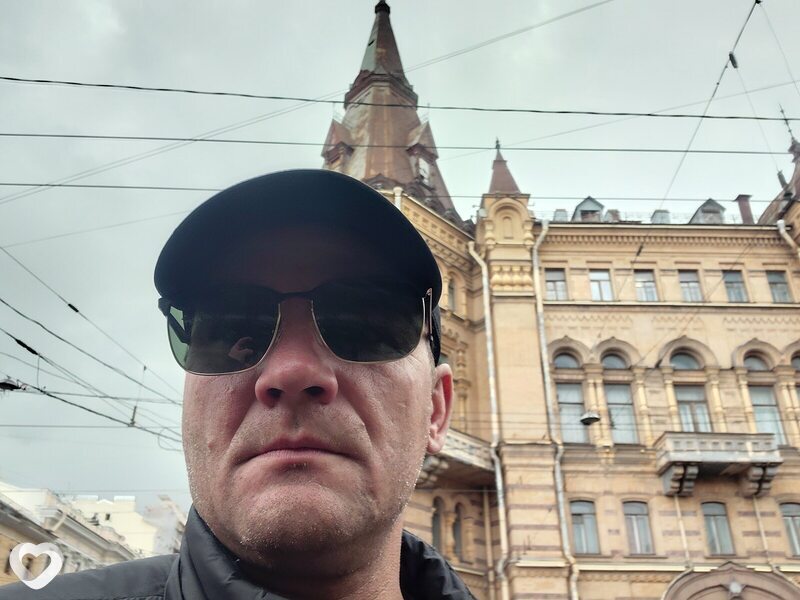 Денис, Гатчина