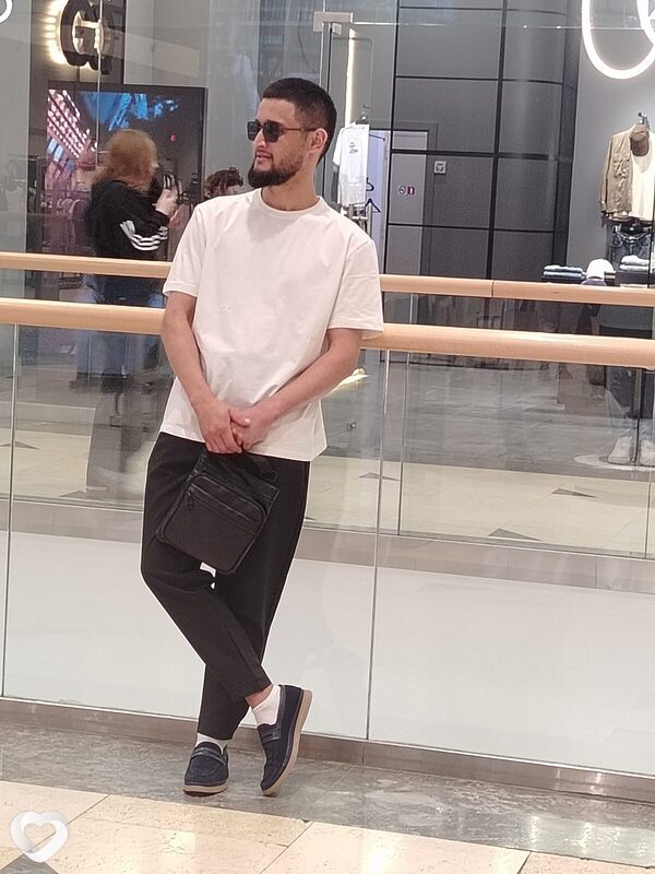 Jasurbek, 31, Новосибирске — анкета №3091305