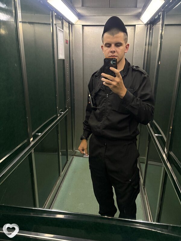 Александр, 21, Москве — анкета №3092795