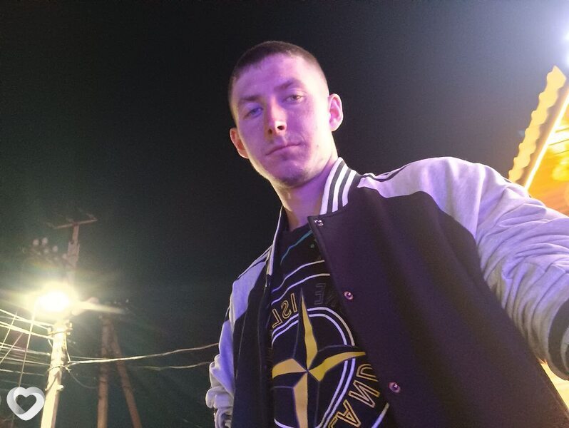 Славик, 23, Горловке — анкета №3093665