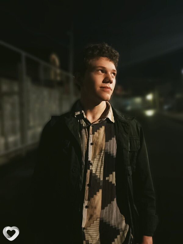 Артур, 22, Краснодаре — анкета №3094033