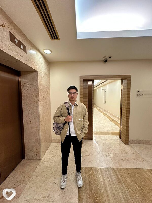 Adi, 23, Новосибирске — анкета №3094327