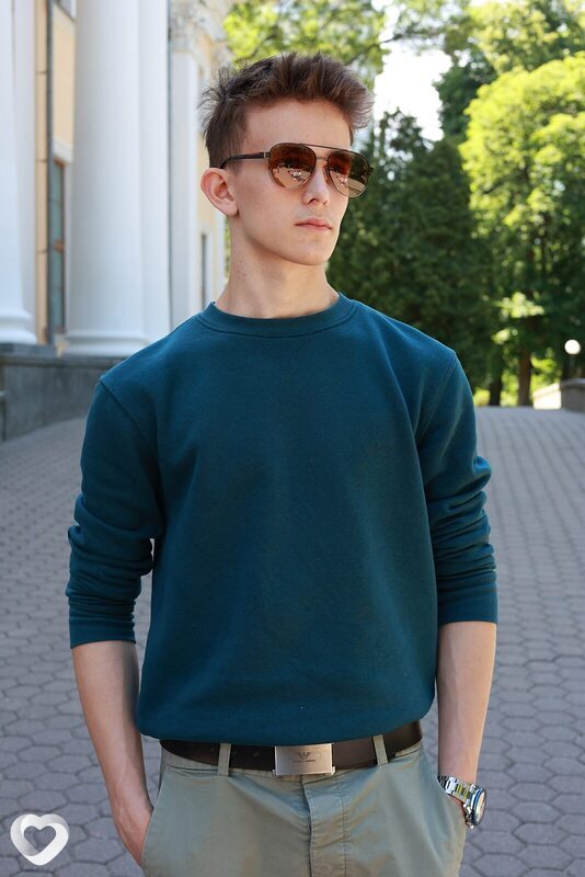 Роман, 18, Гомеле — анкета №3094401