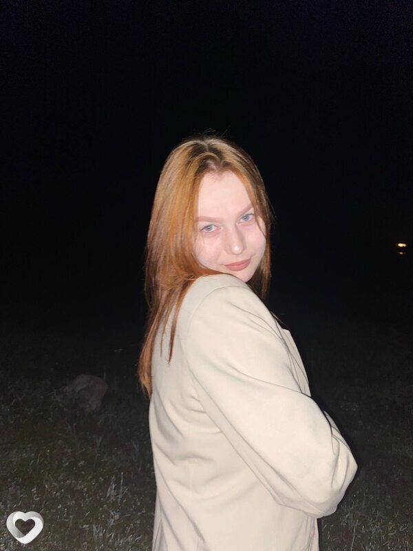 Карина, 20, Томске — анкета №3094793