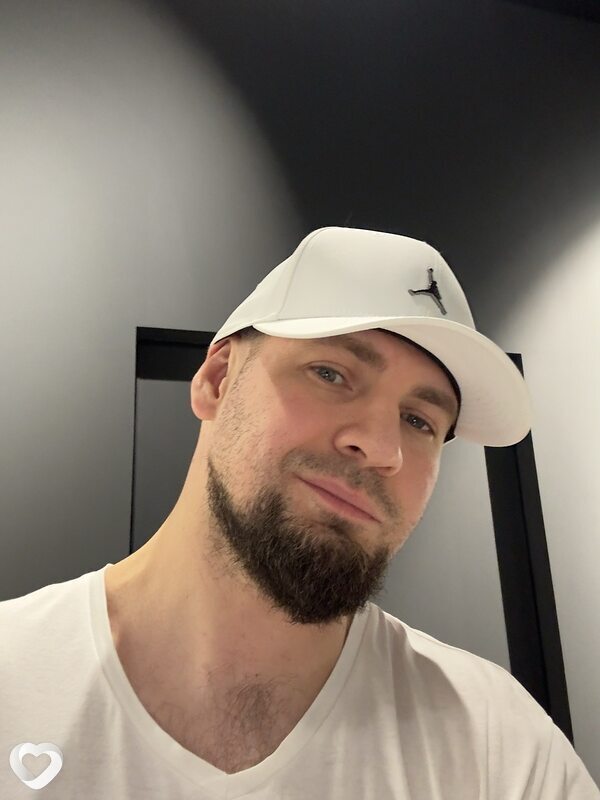 Александр, 28, Санкт-Петербурге — анкета №3095407