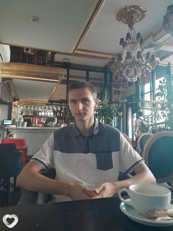 Константин, 26, Синельникове — анкета №3095764