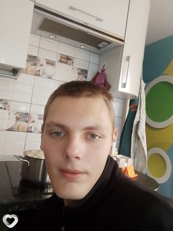Матвей, 18, Минске — анкета №3095818