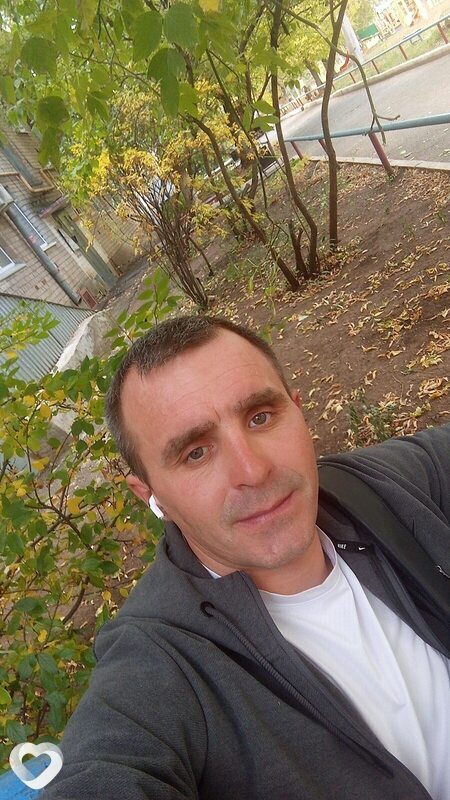 Игорь, 39, Новотроицке — анкета №3095822