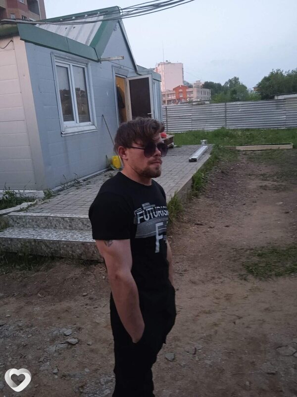 Антон, 29, Витебске — анкета №3095616