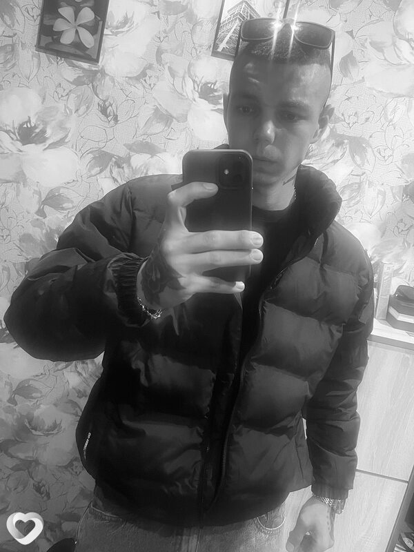 Артем, 23, Тольятти — анкета №3095853