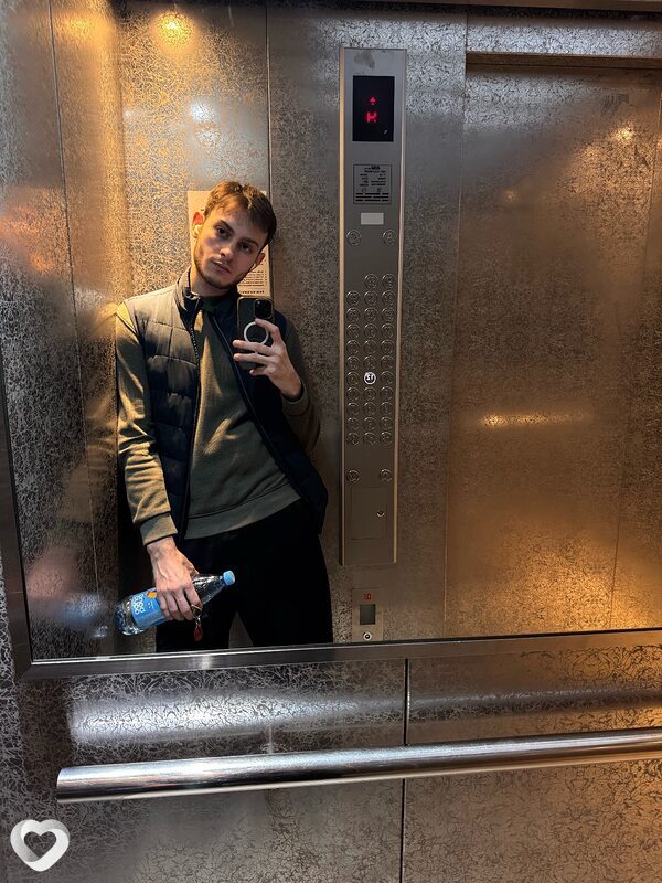 Данил, 23, Москве — анкета №3096231