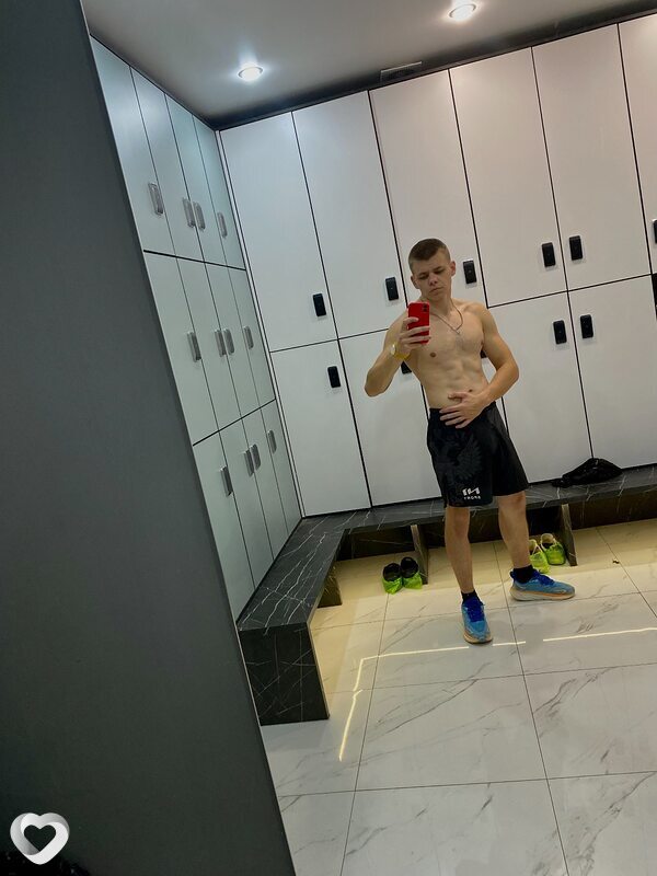 Денис, 25, Кузнецке — анкета №3096894